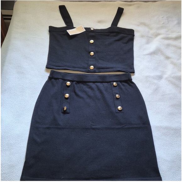 NWT - Michael Kors - 2 Piece Black Knit Set - Top and Skirt - Picture 4 of 9